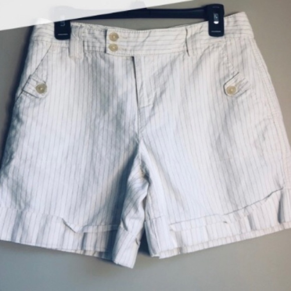 Banana Republic Off White Pin Striped Shorts